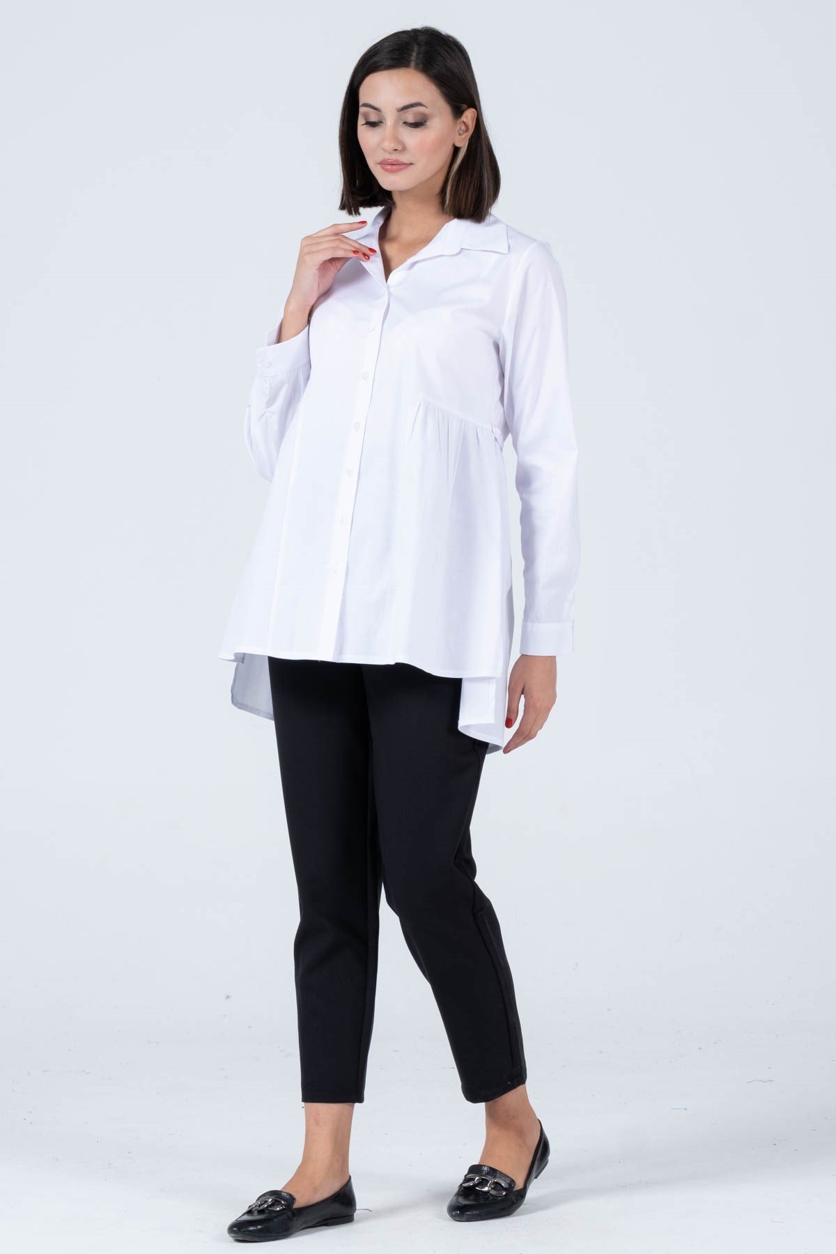 Busa Hamile Yandan Yırtmaçlı Gömlek Beyaz