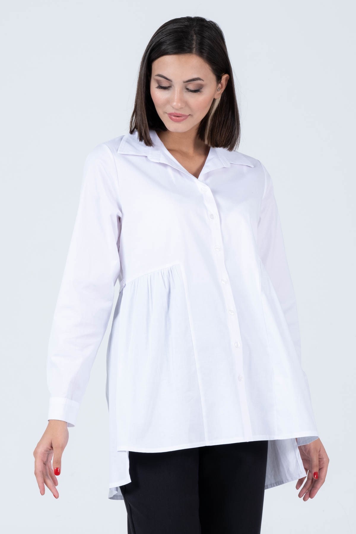 Busa Hamile Yandan Yırtmaçlı Gömlek Beyaz