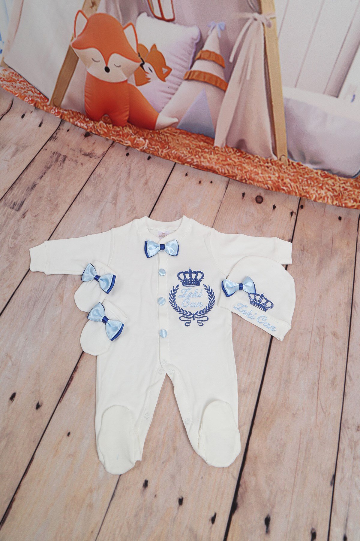 İsme Özel 3lü Tac Nakışlı Hastane Çıkışı Seti