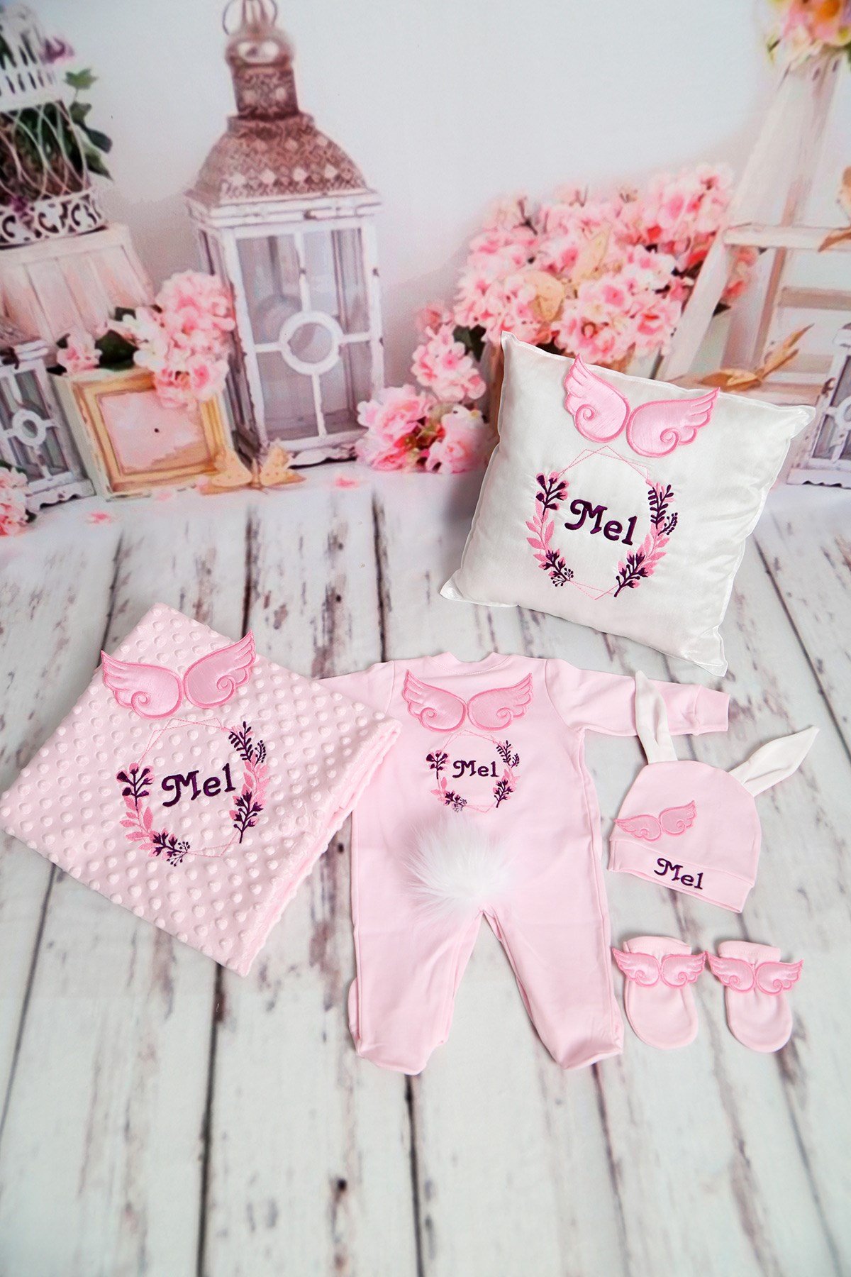 İsme Özel Astilbe Esintili Tavşanlı Nakışlı 5li Hastane Çıkış Set