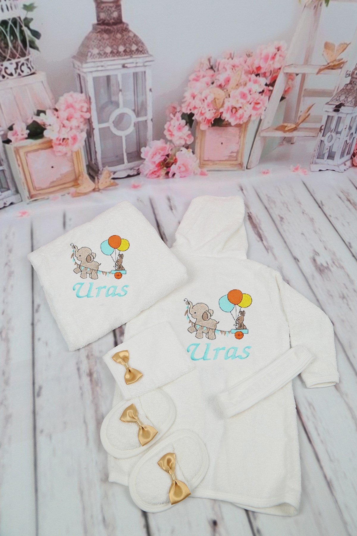 İsme Özel Balon Detaylı Bebek Bornoz Seti 5618