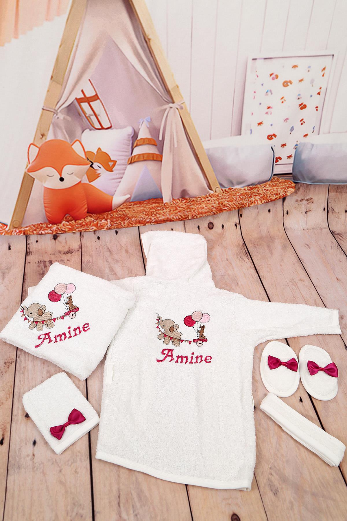 İsme Özel Balon Nakışlı Bebek Bornoz Seti 5620