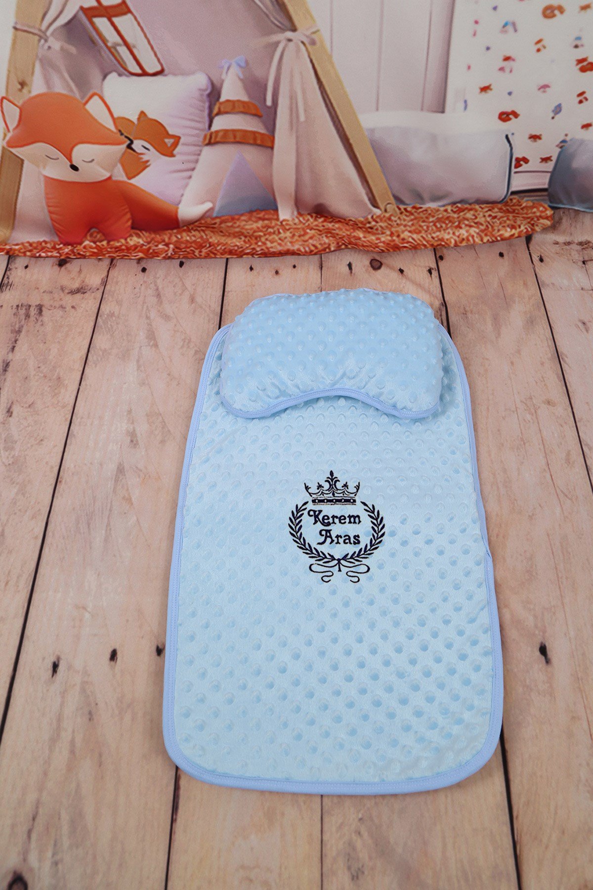 İsme Özel Bebek Alt Açma ve Yastık Seti BA1007