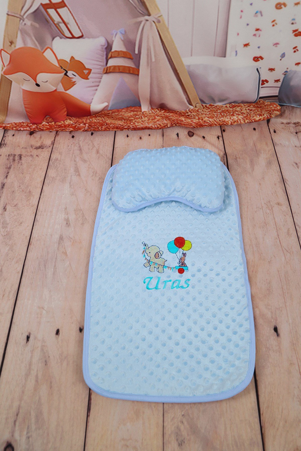 İsme Özel Bebek Alt Açma ve Yastık Seti BA1008
