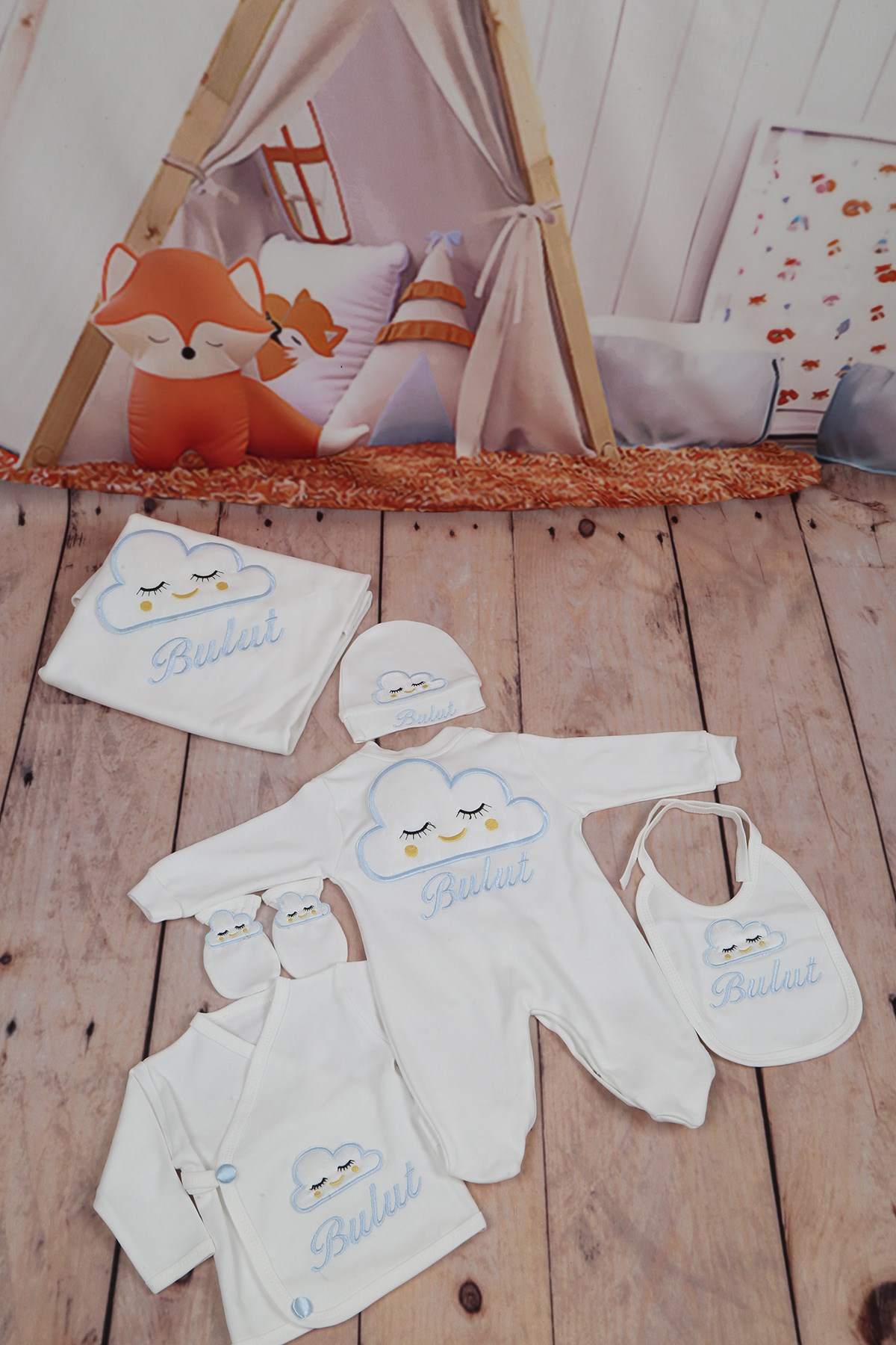 Personalized Cloud Embroidered 10 Pieces Baby Set