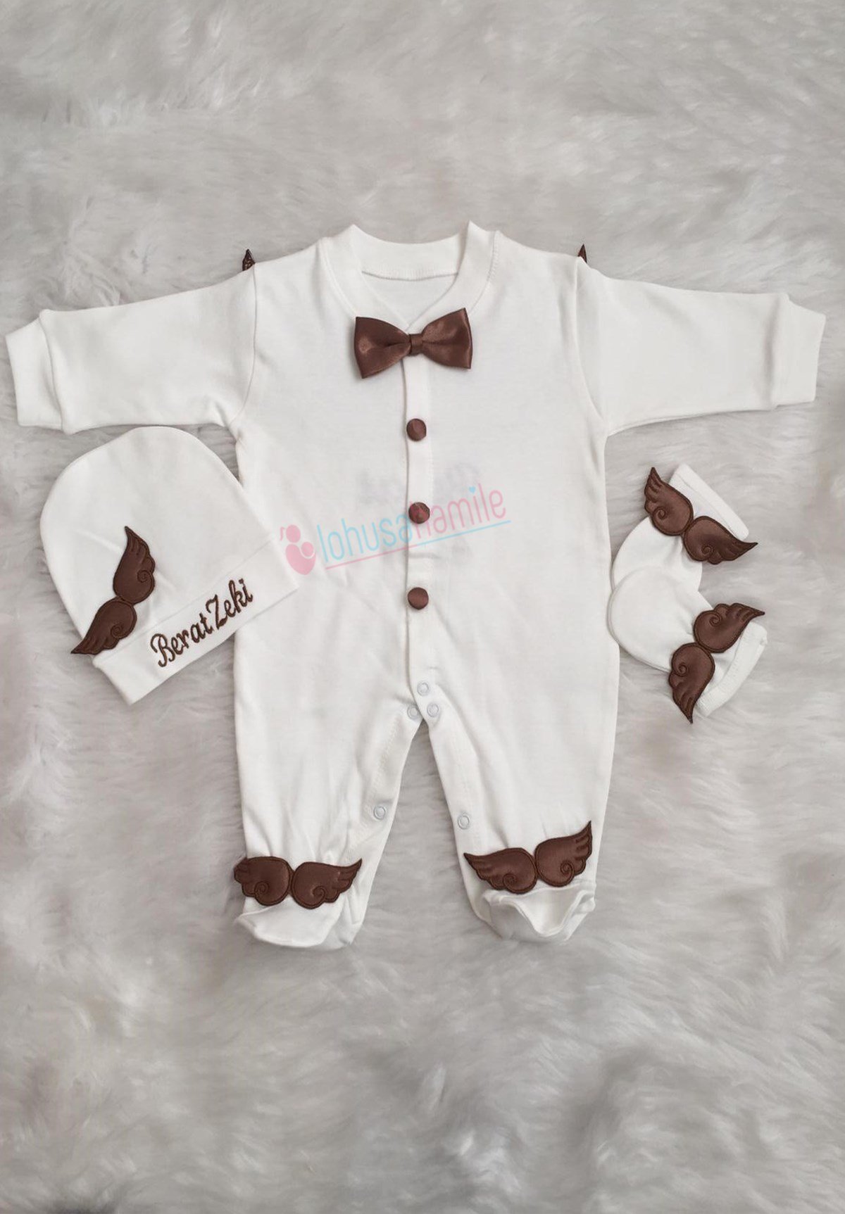 İsme Özel Kahve Rengi Kanat işlemeli 10'lu Bebek Tulum Seti-1035