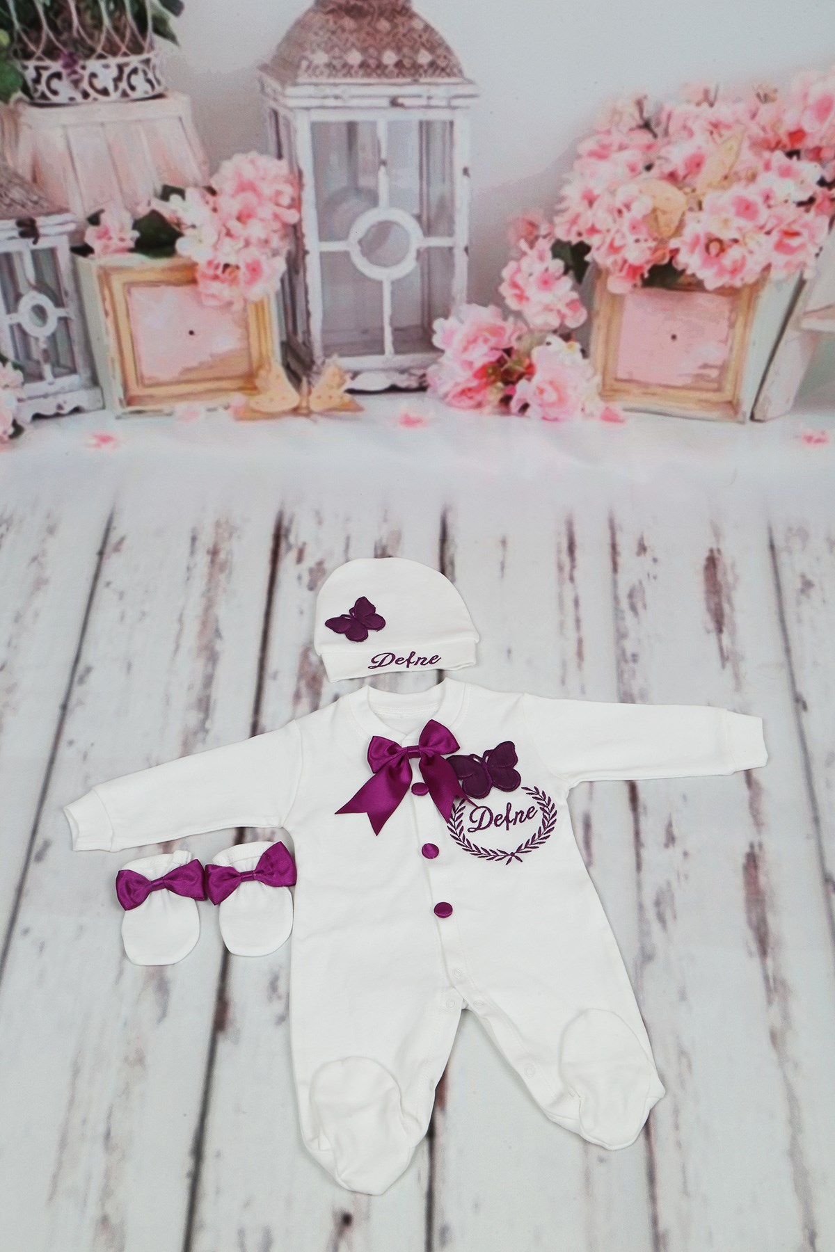 İsme Özel Kelebek Nakış işlemeli 3'lü Bebek Tulum Seti-3062