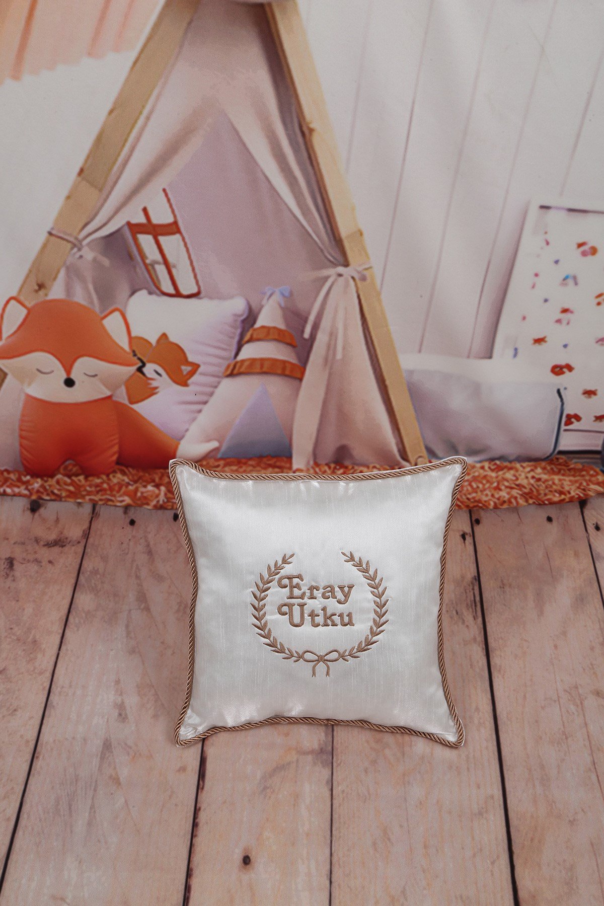 İsme Özel Nakışlı Takı Yastığı 647