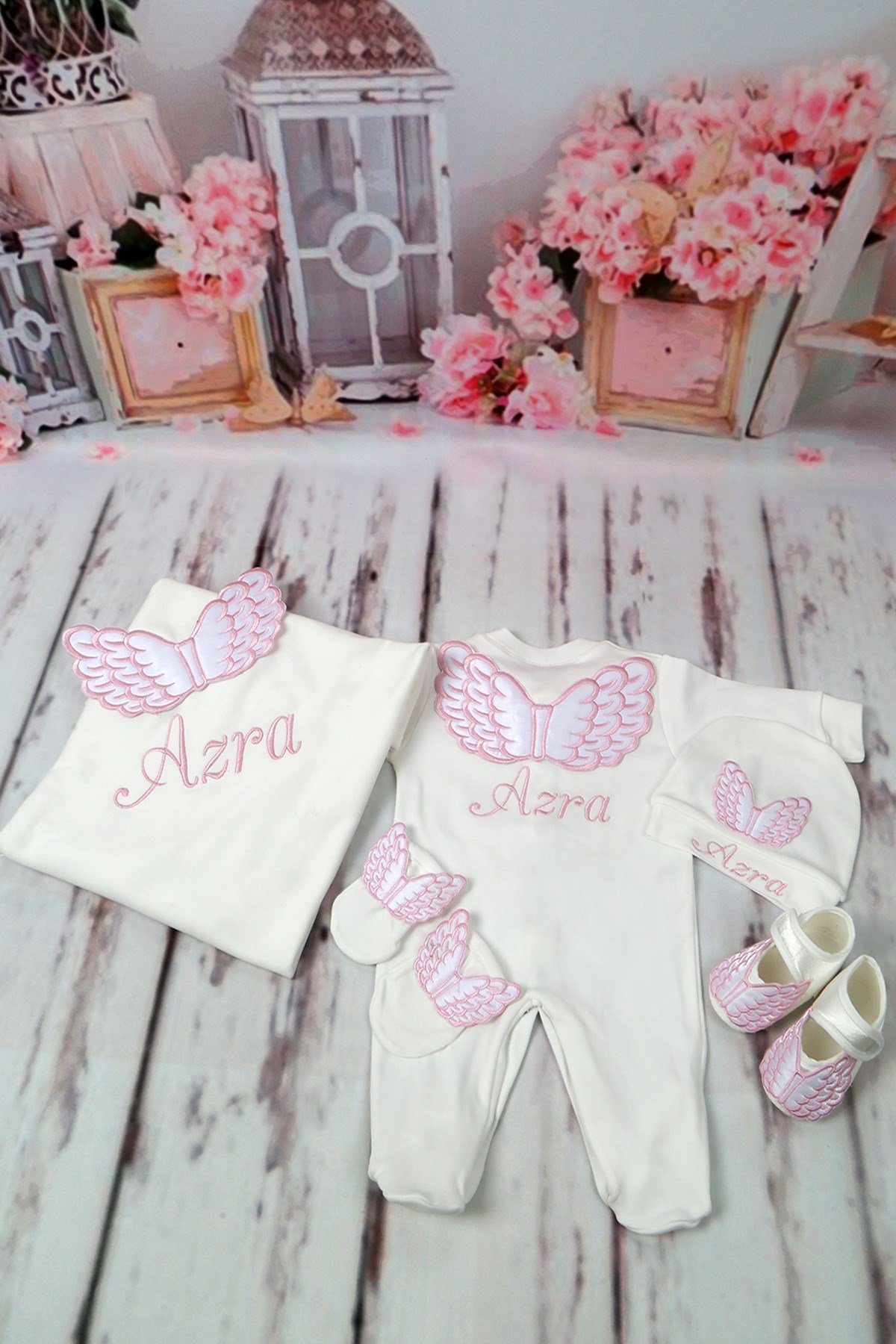 İsme Özel Pembe Atom Kanat İşlemli Ayakkabı ve 5'li Bebek Tulum Seti-5030