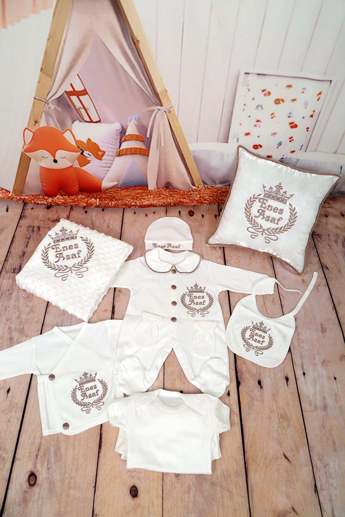 Lh1110 İsme Özel Yaka Detaylı Hastane Çıkışı 11li Set