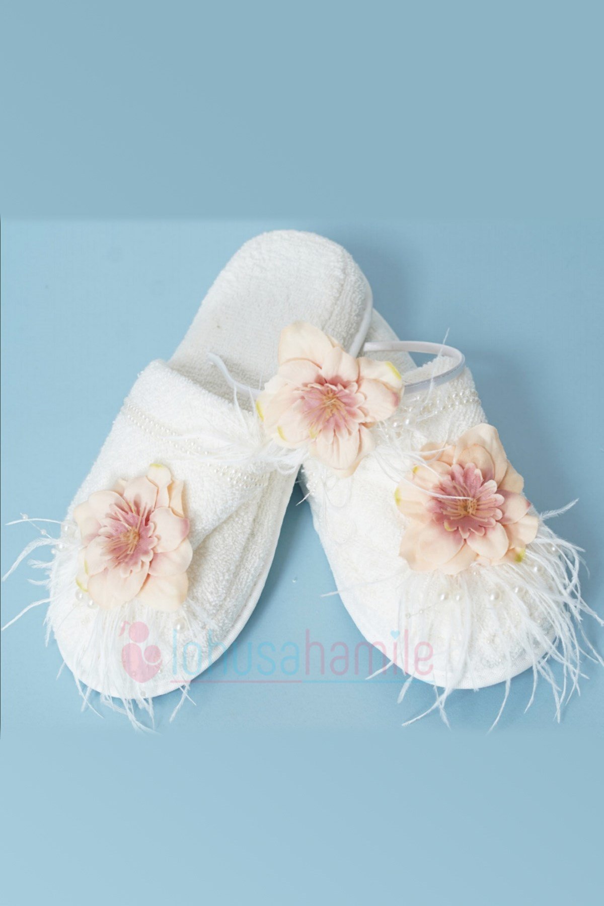 Lh13023 Somon Tüylü Şebboy Lohusa tac ve Lohusa Terlik Seti