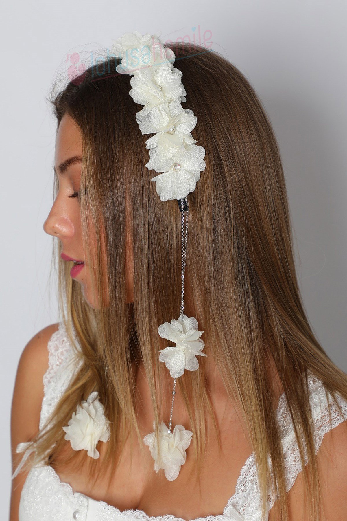 LH2310 Sarkan Küpeli Ekru Lohusa Tacı