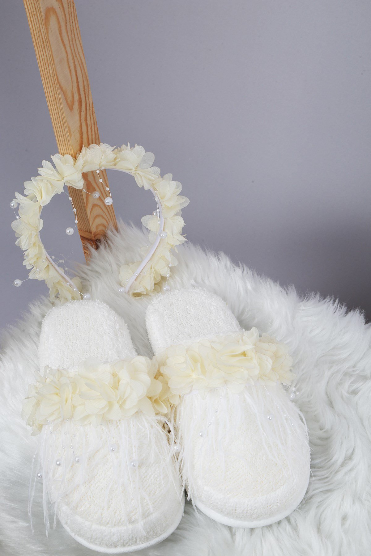 Lh23105 Ekru Alya Lohusa Terlik ve Taç Seti