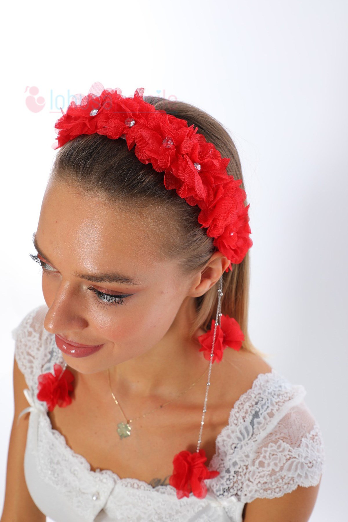 LH2317 Sarkan Küpeli Kırmızı Lohusa Tacı