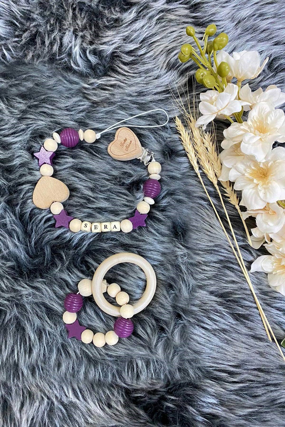 lh29019 Organik İsimli Emzik Zinciri ve Diş Kaşıyıcı Set