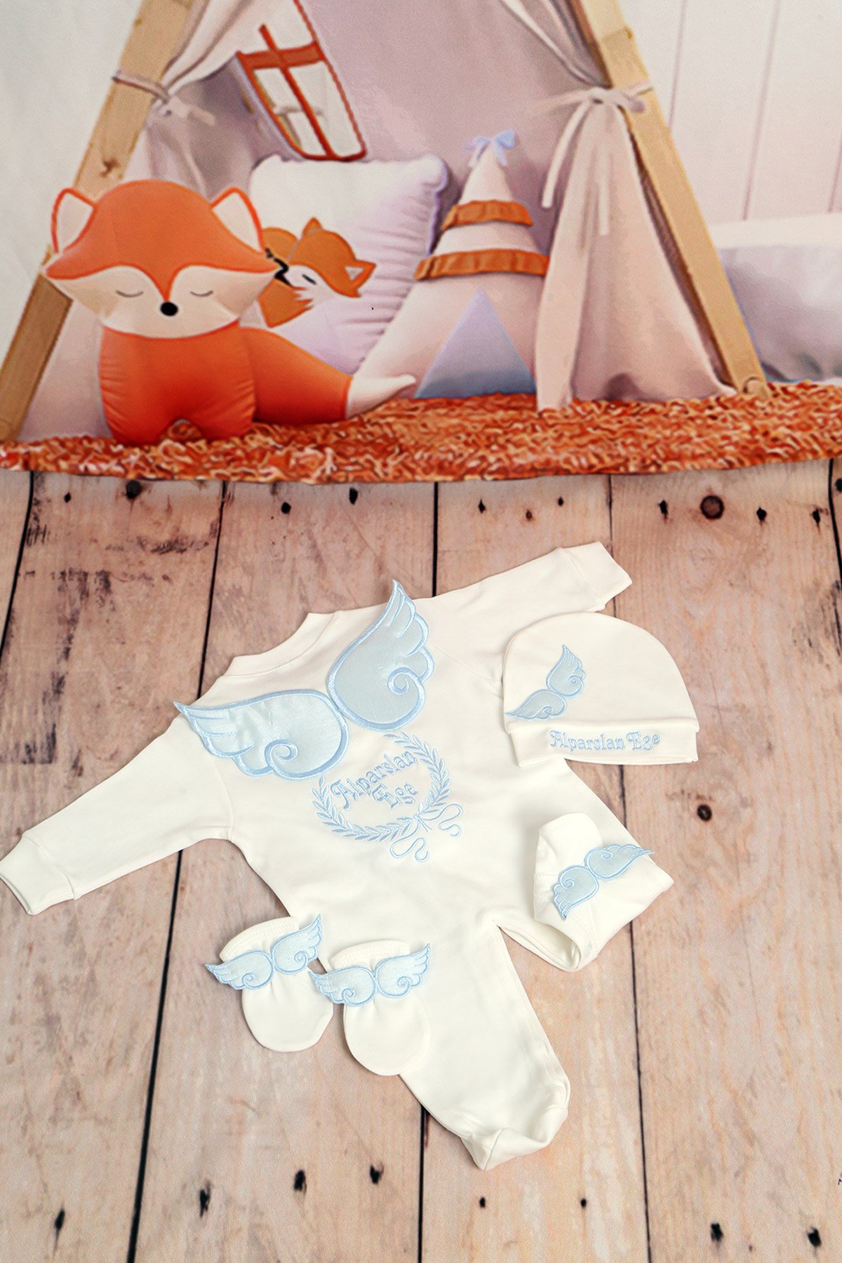 Lh3087 İsme Özel Tac Nakışlı Hastane Çıkışı 3lü Set