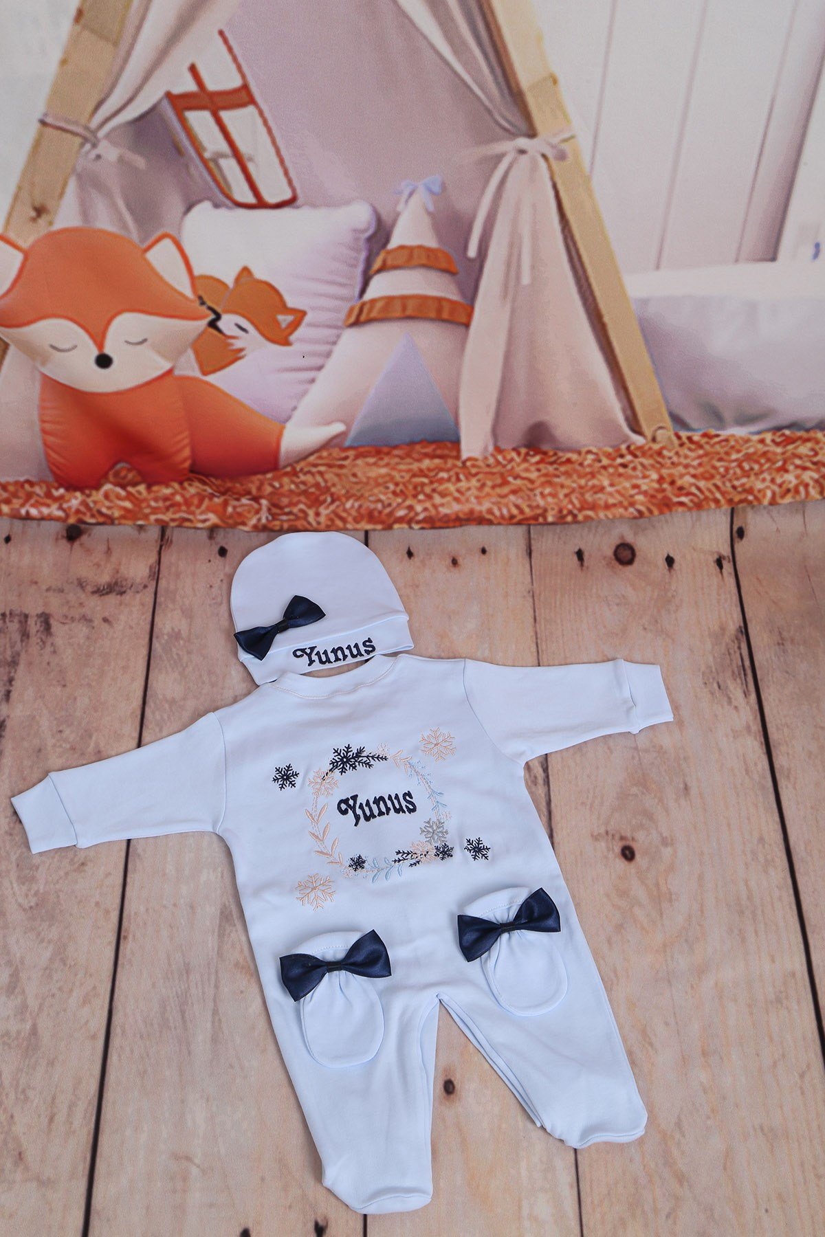 Lh3104 İsme Özel Kurdele ve Nakışlı Detaylı Hastane Çıkışı 3lü Set