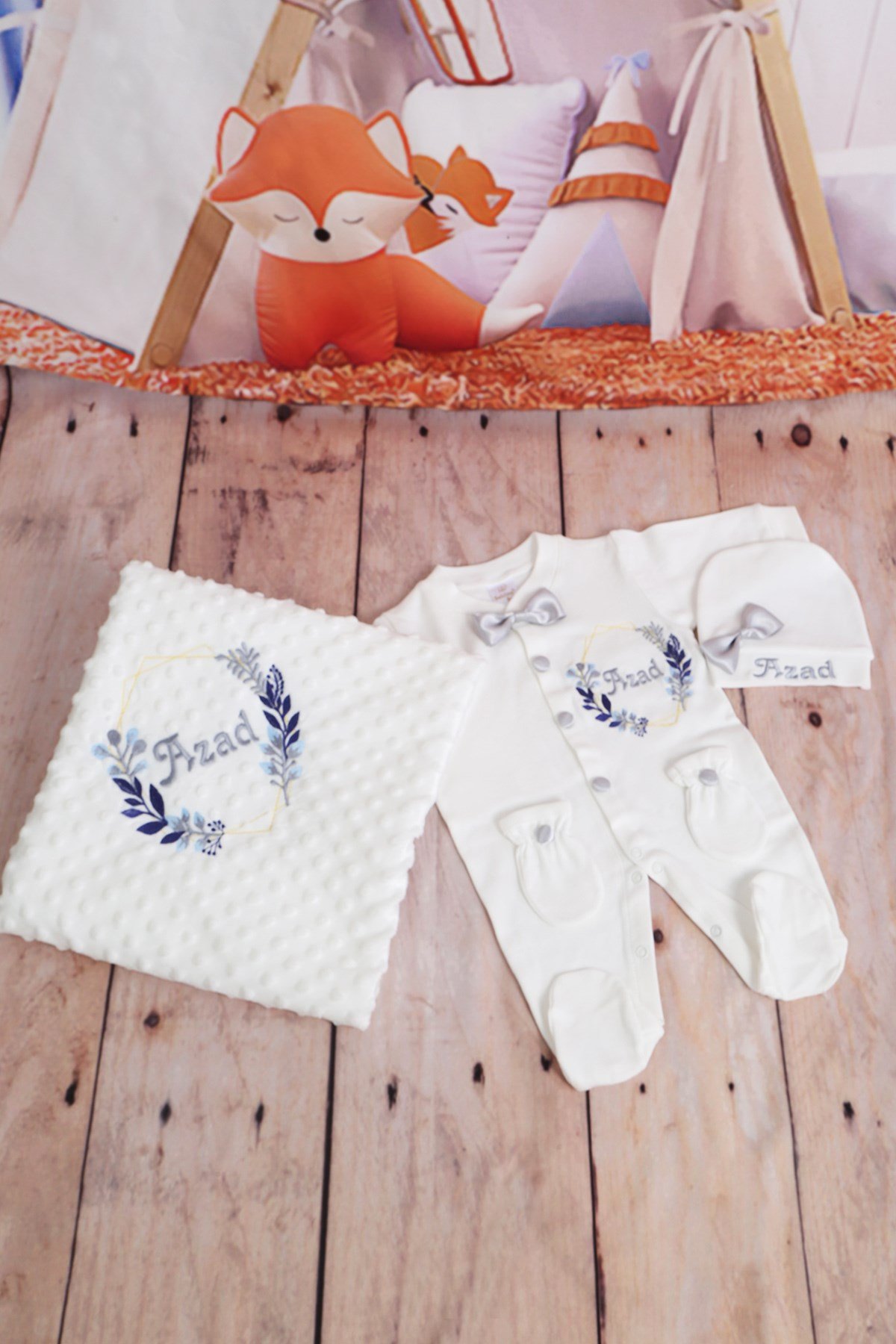 Lh4092 İsme Özel Antik Helen Nakışlı Hastane Çıkışı 4lü Set