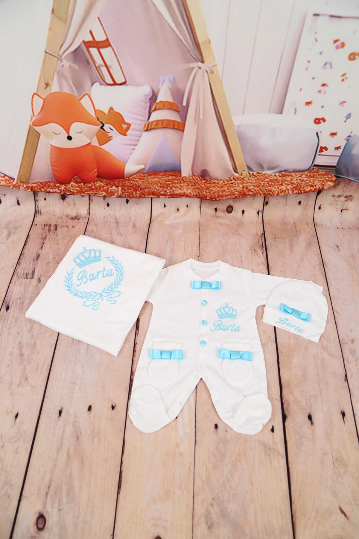 Lh4143 İsme Özel Taç Desenli Nakışlı 4lü Hastane Çıkış Set