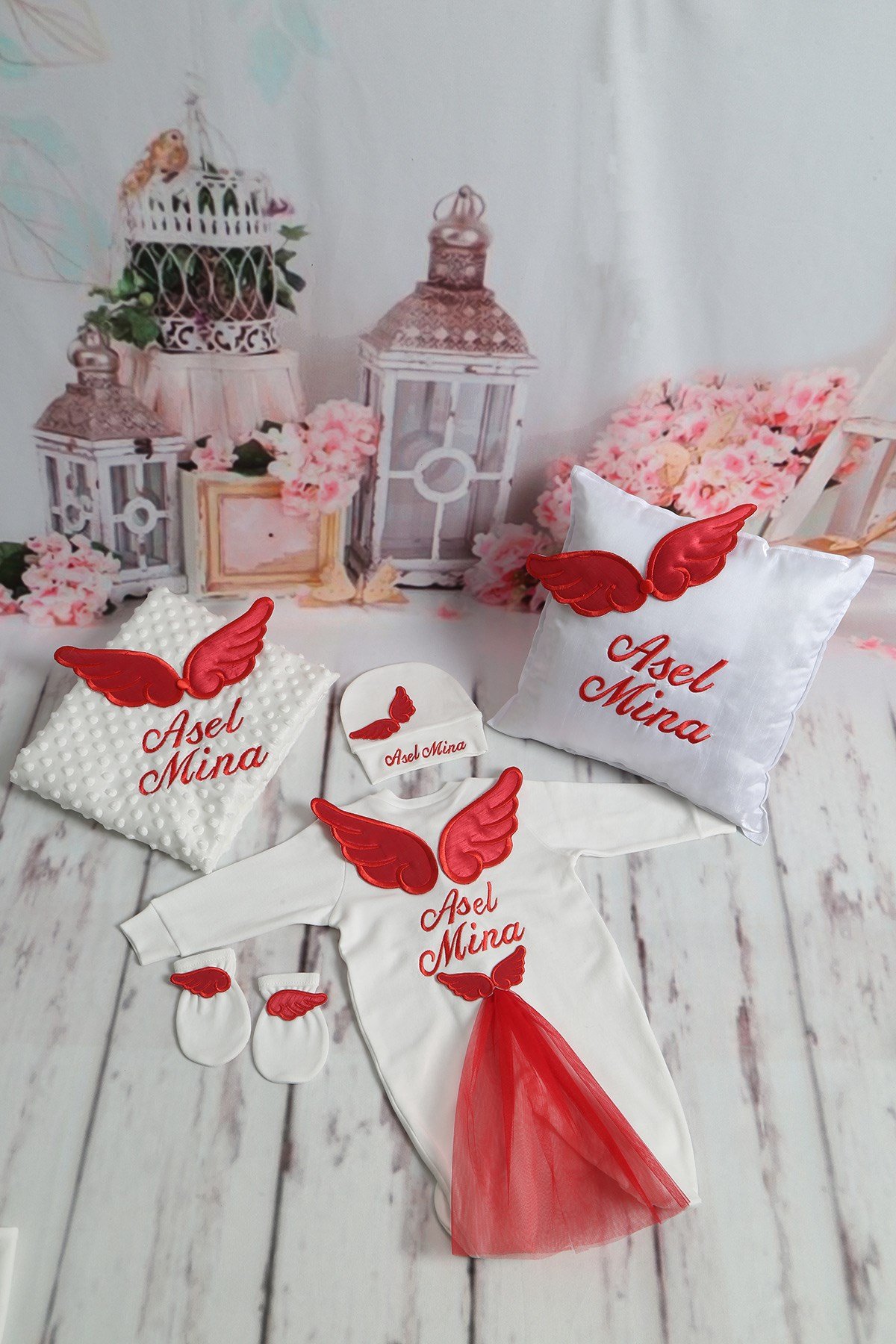 Lh5032 İsimli Takı Yastığı ve 5li Bebek Tulum Seti