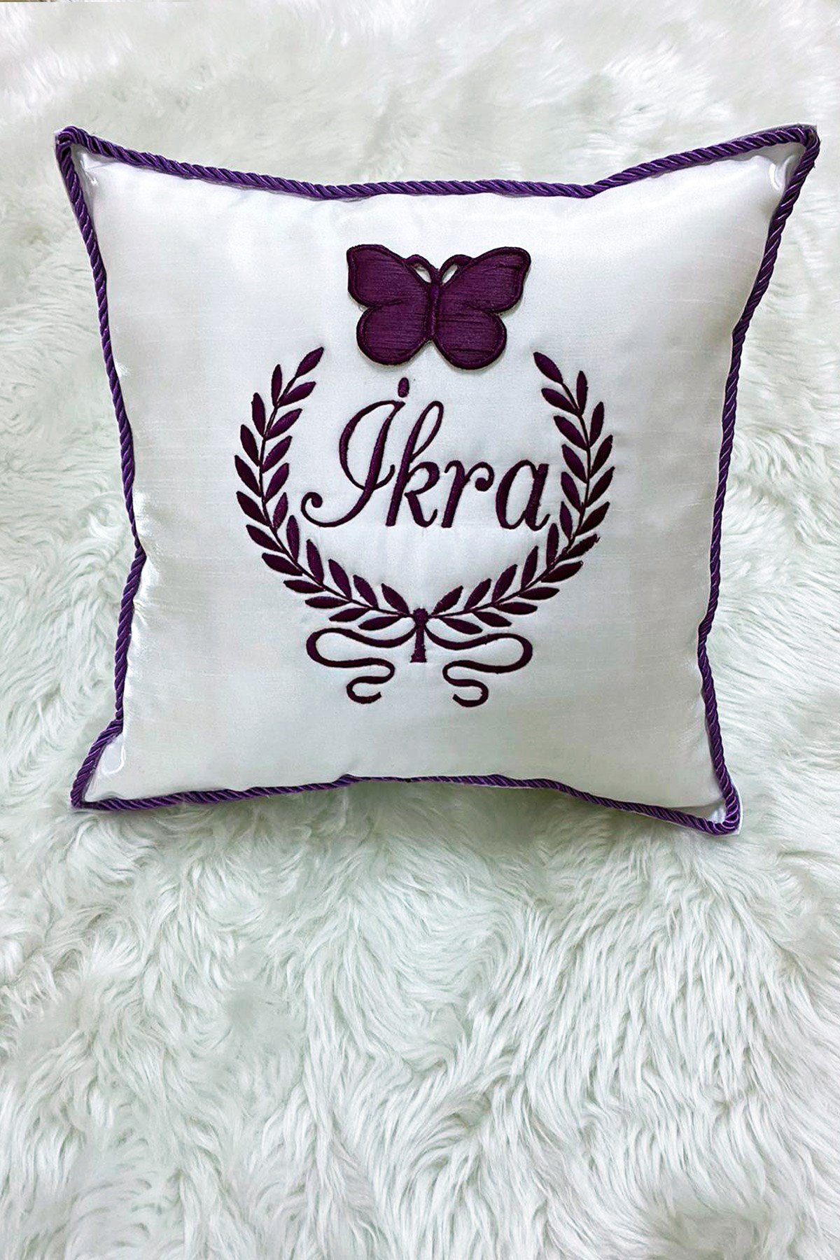 LH650 İsme Özel Nakışlı Takı Yastığı