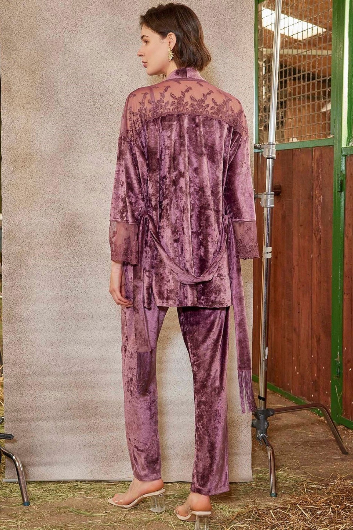 Monamise 21147 Gül Kurusu Kadife Sabahlıklı Lohusa Pijama Takımı
