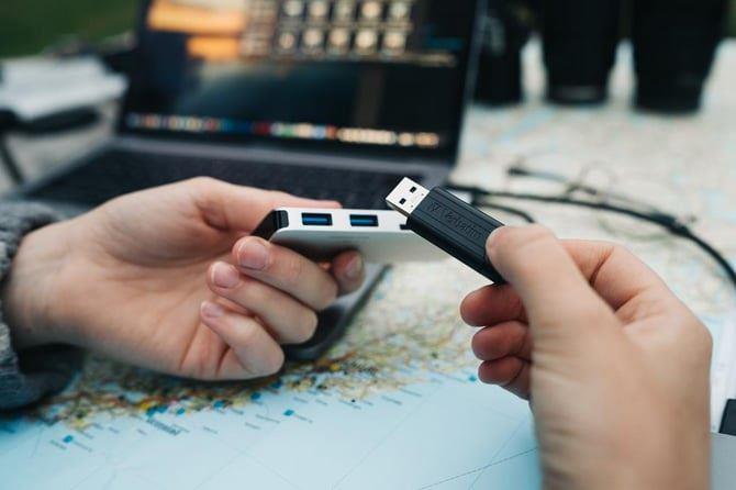 VERBATIM 256GB Store N Go V3 USB 3.2 USB Bellek 49320