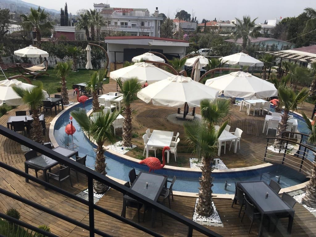 YONCA Bahçe Şemsiyesi 4'lü | Ahşap Yandan Gövdeli 4'lü Bahçe Şemsiyesi