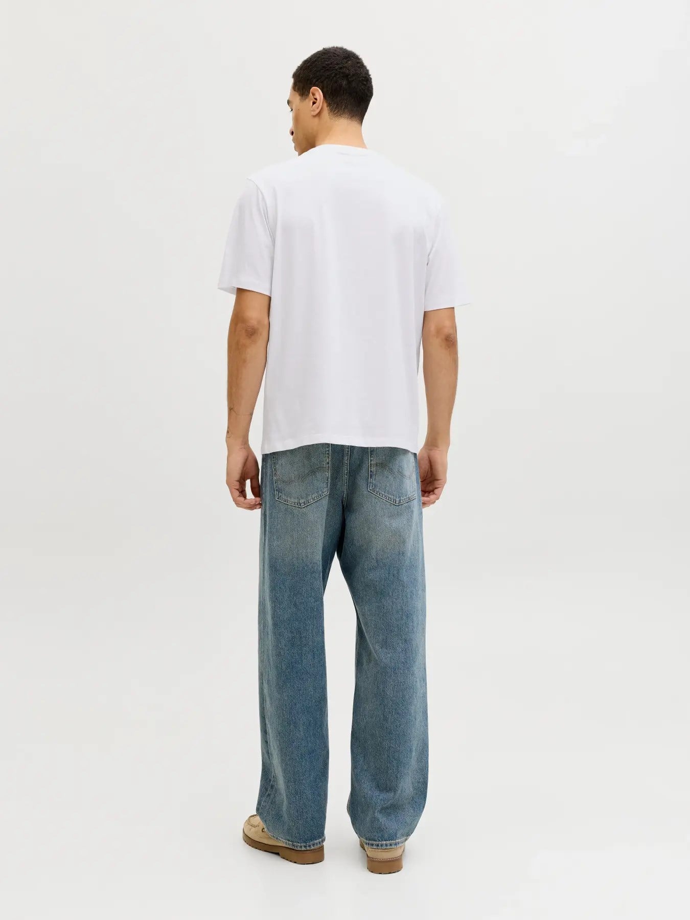 Jack & Jones JJHONOLULU SHAPE TEE SS CREW NECK LN Logolu Erkek Beyaz Tişört 12288088