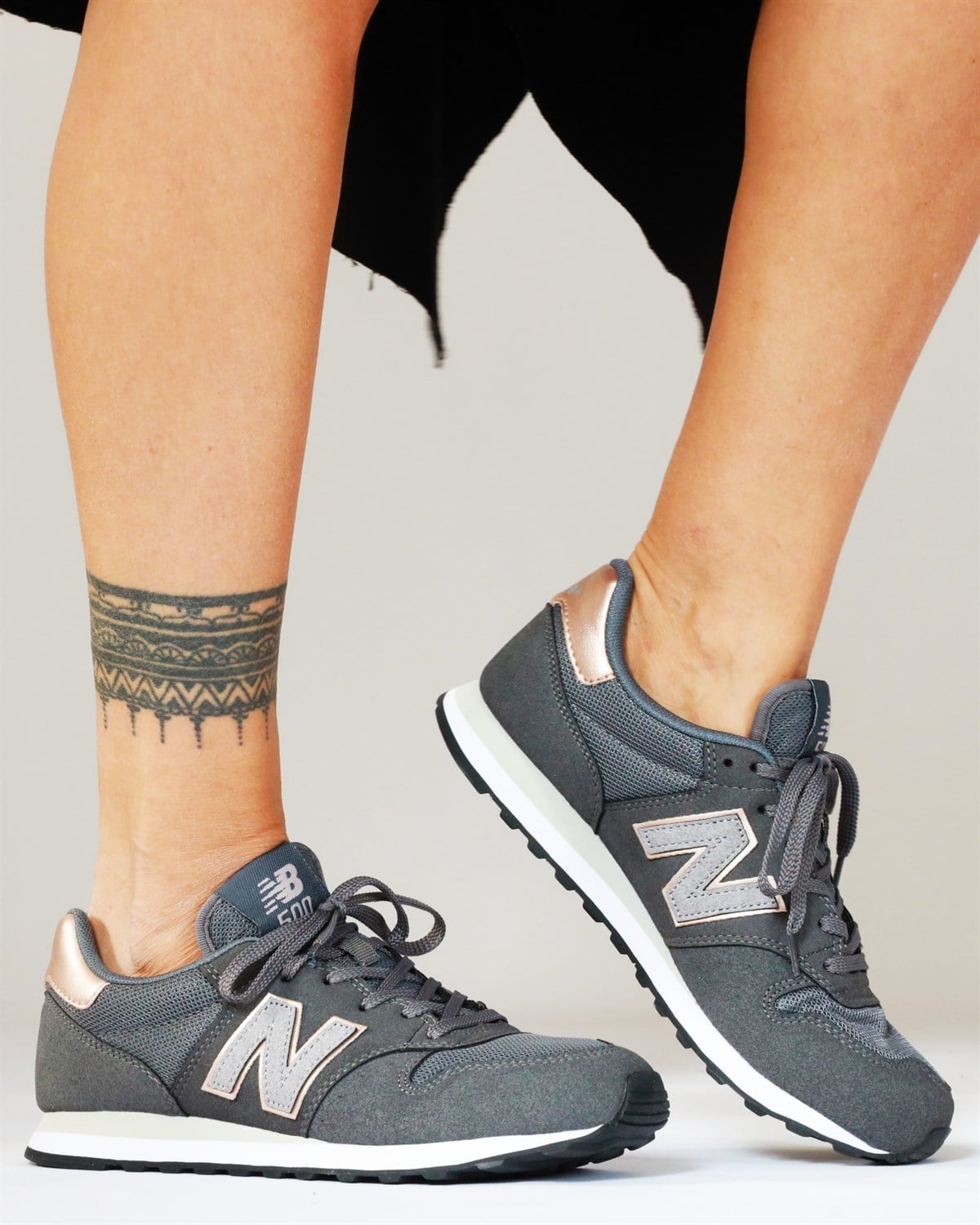 New Balance 500 Gri Platin Kadın Günlük Senaker Spor Ayakkabı GW500TSG v7