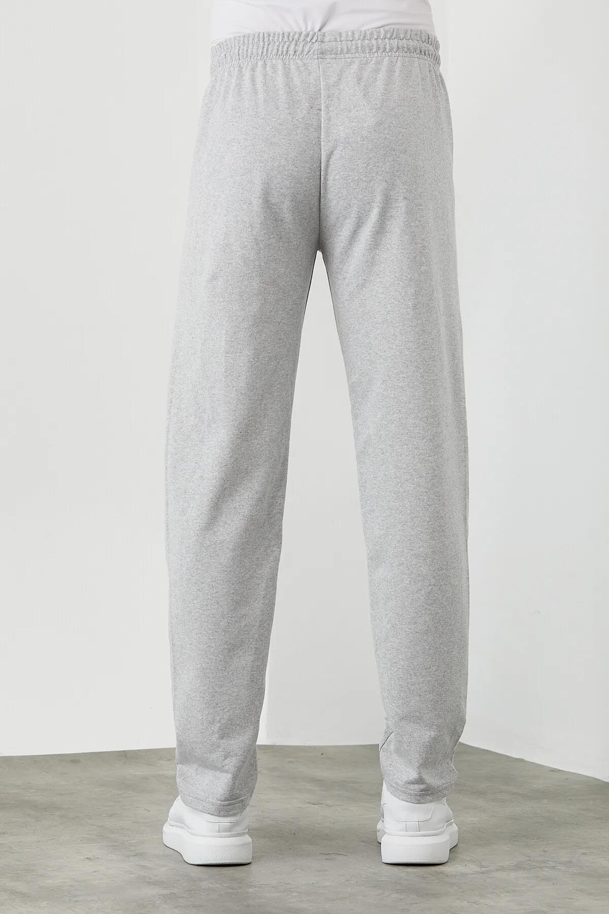 15740 Dewberry Zipper Pocket Embroidery Detailed Sweatpants-GRİ
