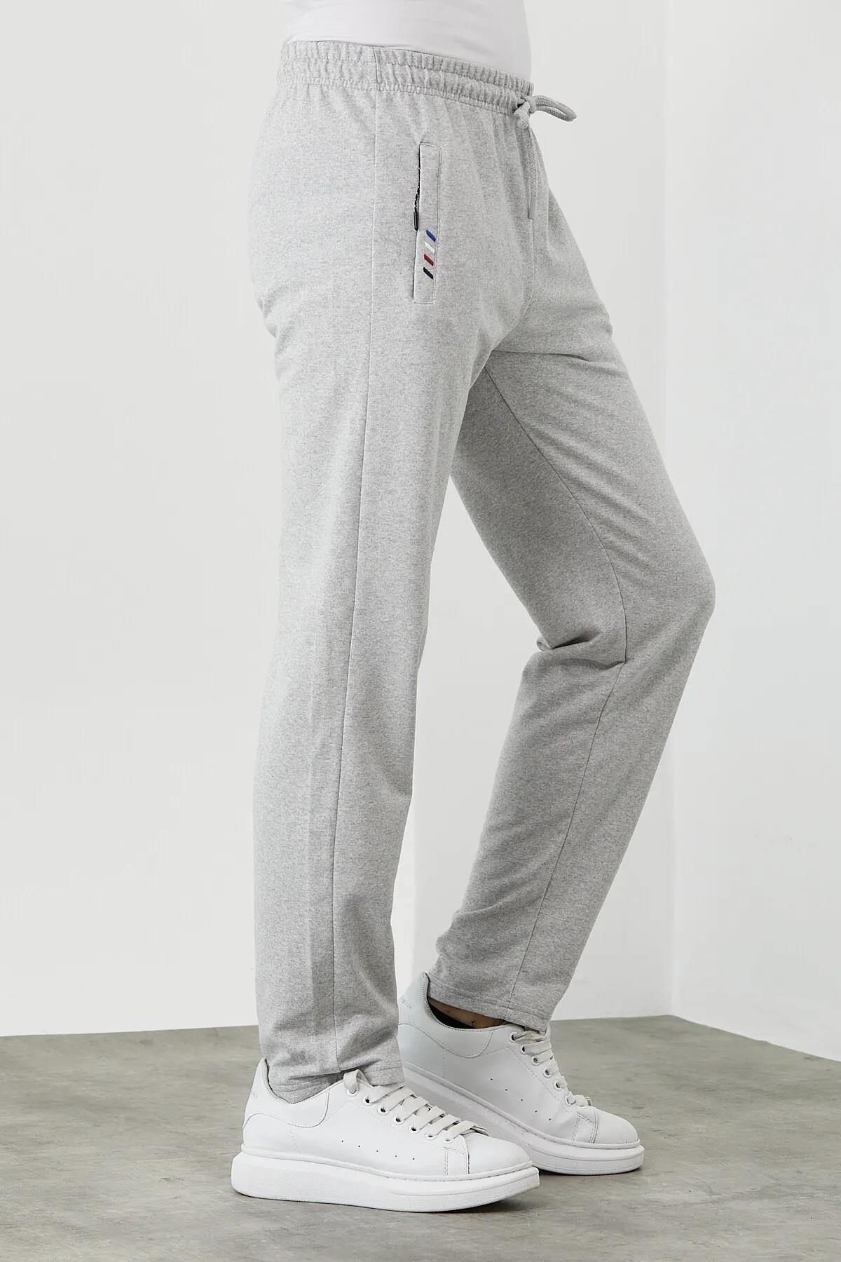 15740 Dewberry Zipper Pocket Embroidery Detailed Sweatpants-GRİ
