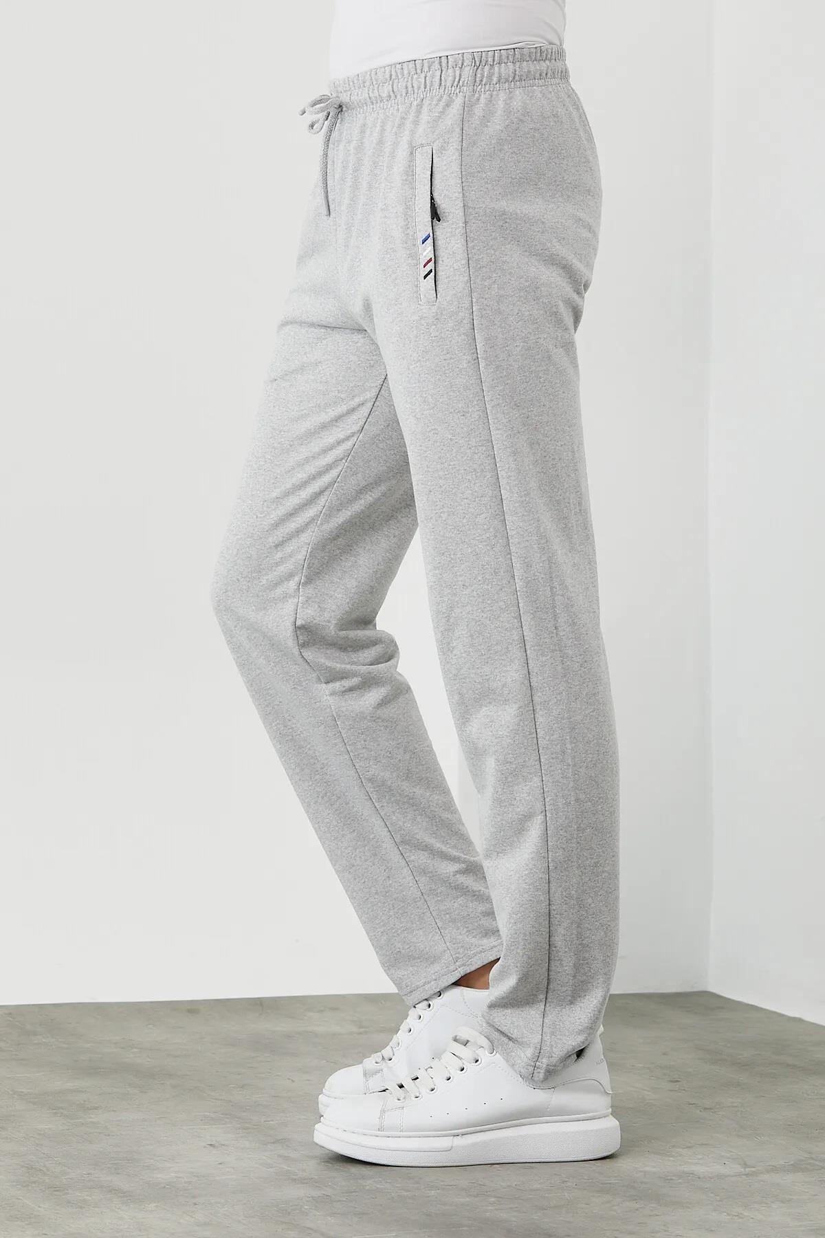 15740 Dewberry Zipper Pocket Embroidery Detailed Sweatpants-GRİ