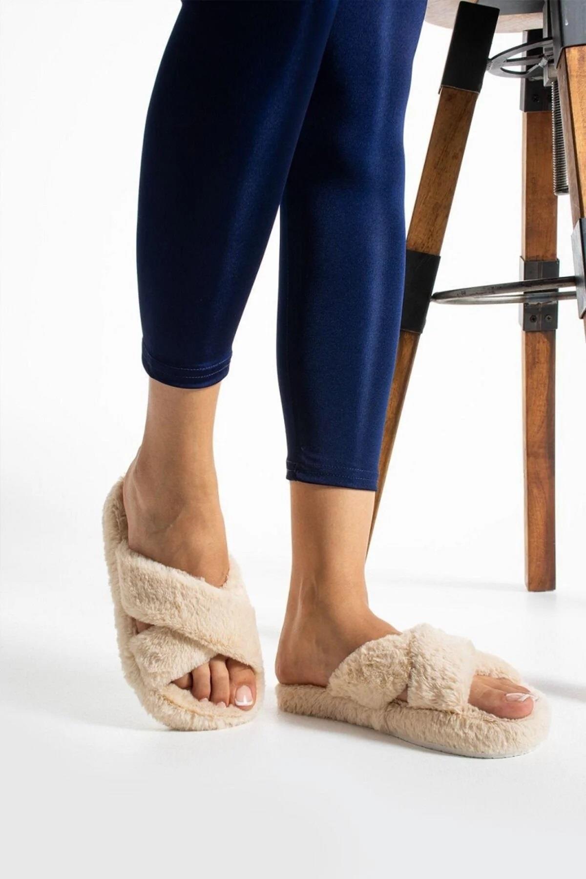 44299 Dewberry Women Furry Fluffy Home Slippers-BEJ