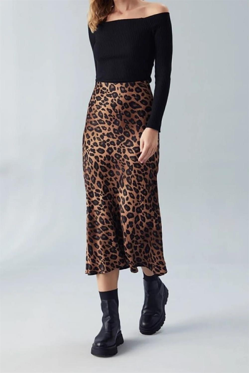 68223 Dewberry Leopard Pattern Satin Midi Length Skirt-SİYAH-KAHVE