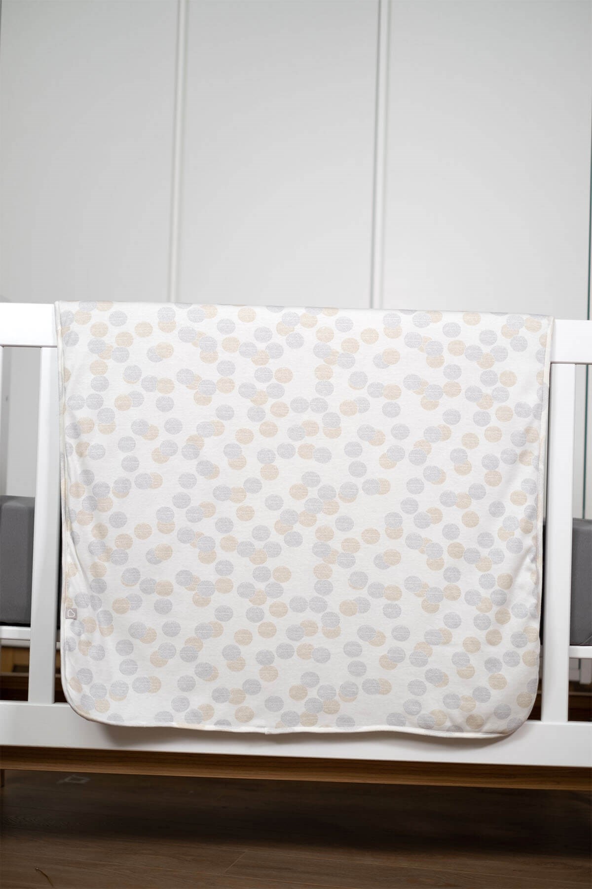 Boumini Kışlık Erkek Bebek Battaniyesi Çift Taraflı Piko Pamuk Elyaf Dolgulu PuantiyelerBattaniye Boumini Kışlık Erkek Bebek Battaniyesi Çift Taraflı Piko Pamuk Elyaf Dolgulu Puantiyeler Uygun Bebe