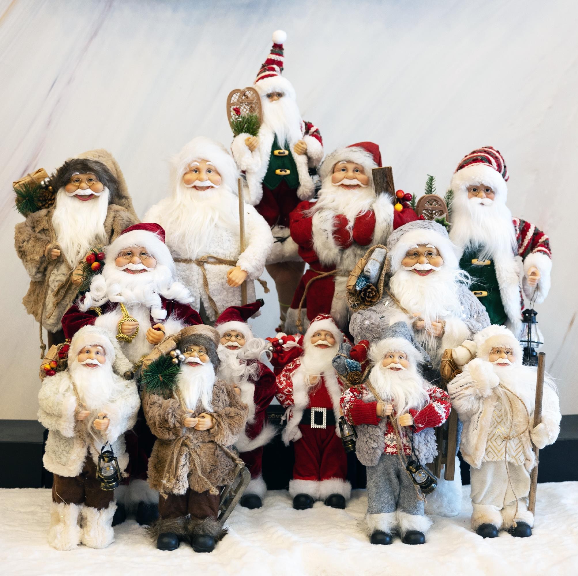 Fenerli Polarlı Noel Baba Bej 30 cm - Noel Baba ve Figürler