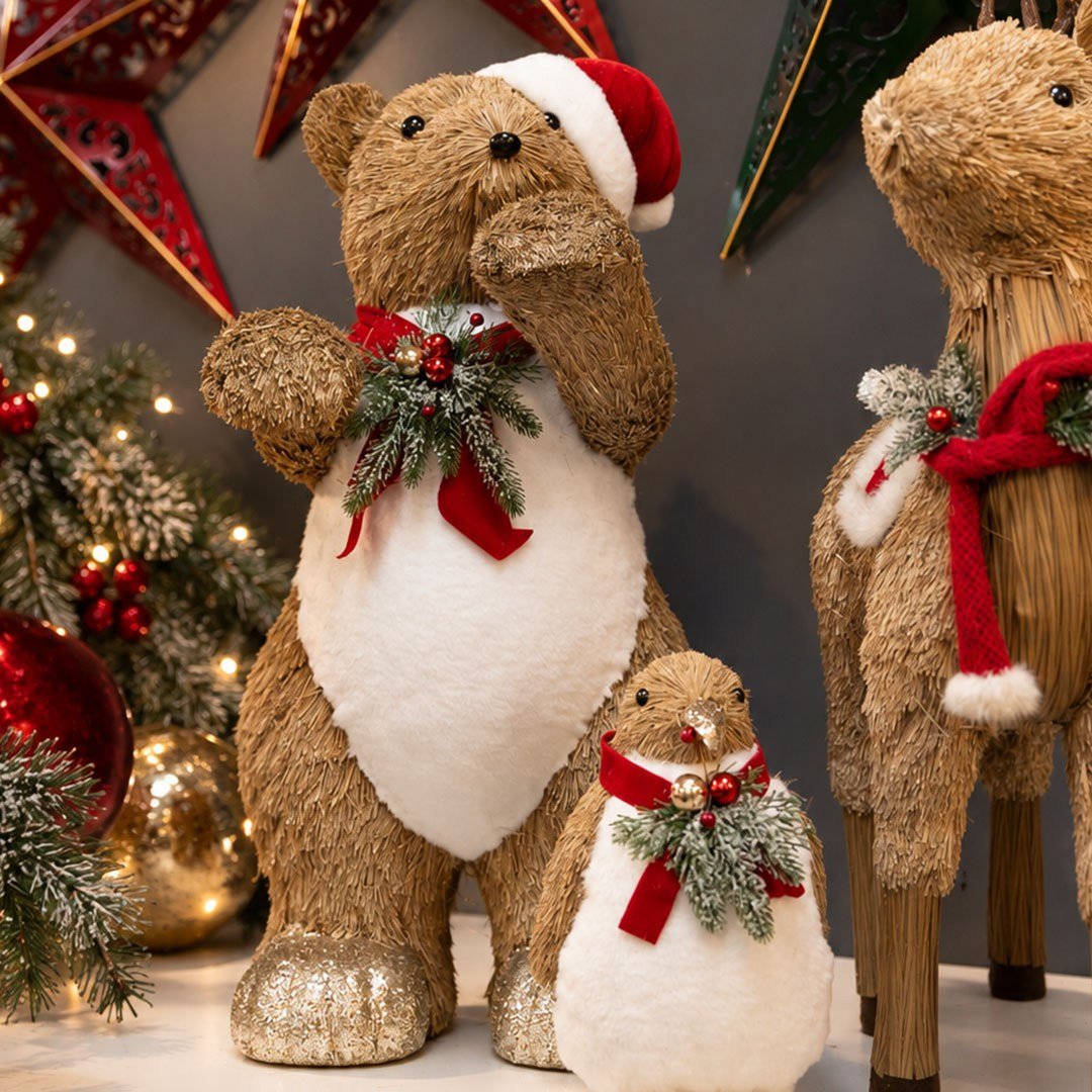 Yılbaşı Naturel Hasır Dokulu Kırmızı Şapkalı Ayakta Ayı Figürü 75 cm - Noel Baba ve Figürler