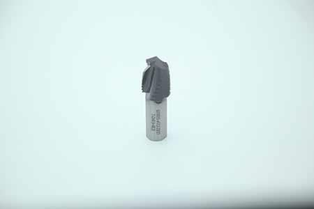 Pilot hole drill bit for 45-51 mm collaring range