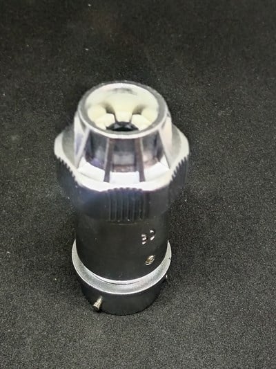 WY20K7ZE IP67 Metal Bayonet Karşıt Tip Konnektör