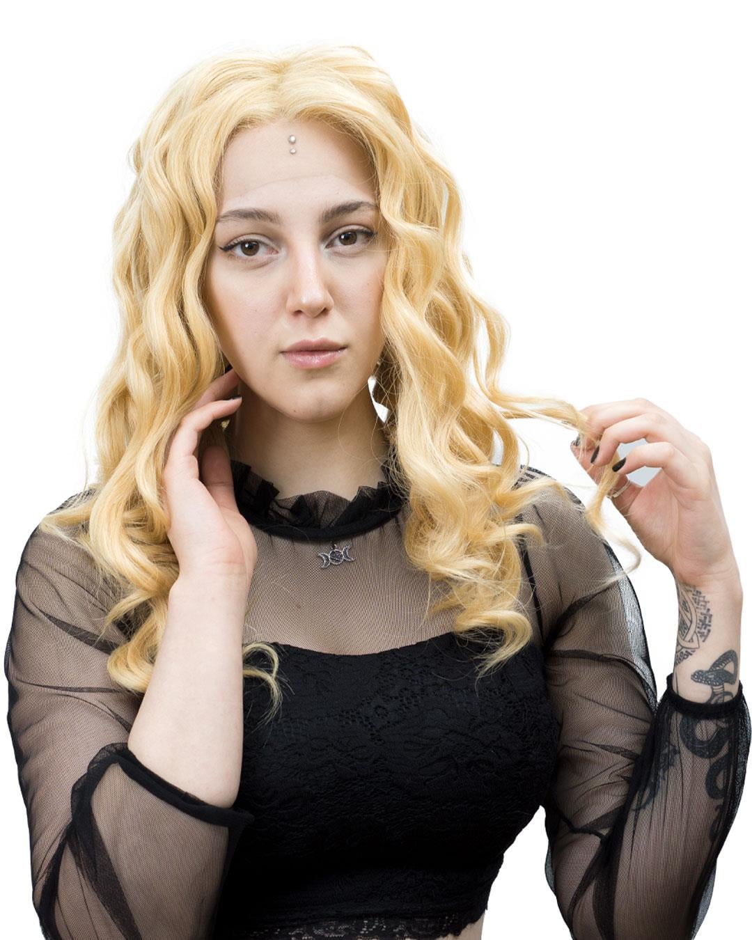 S-Well®Dancia Full Tül Kadın Medikal Peruk Dore Platin S-Well Dancia Full Tül Kadın Medikal Peruk Modeli Dore Platin – Doğal ve Parlak Saç Modeli