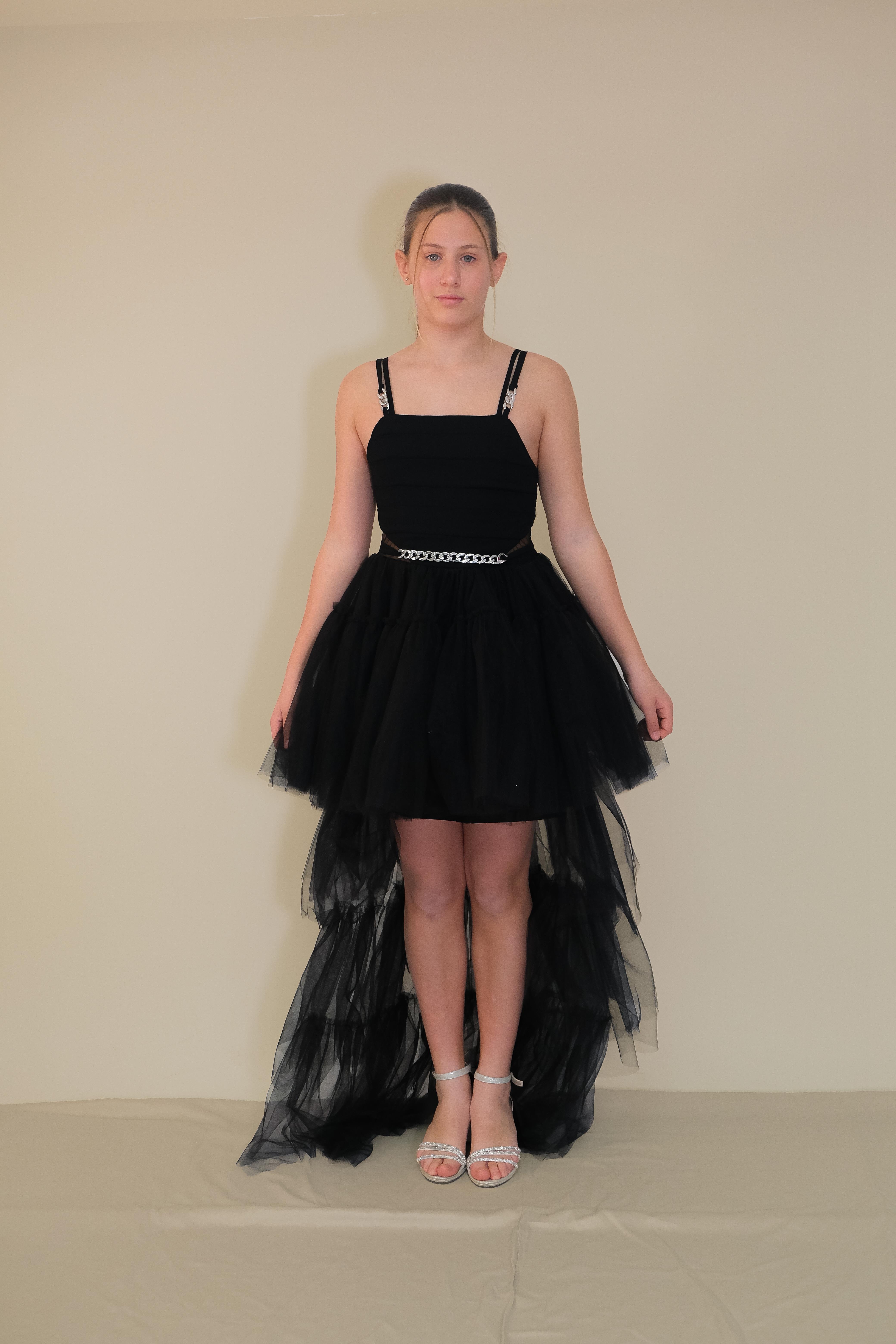 Kız Askılı Siyah Zincir Detaylı Kat Etekli Kuyruklu Abiye 10-15 Yaş