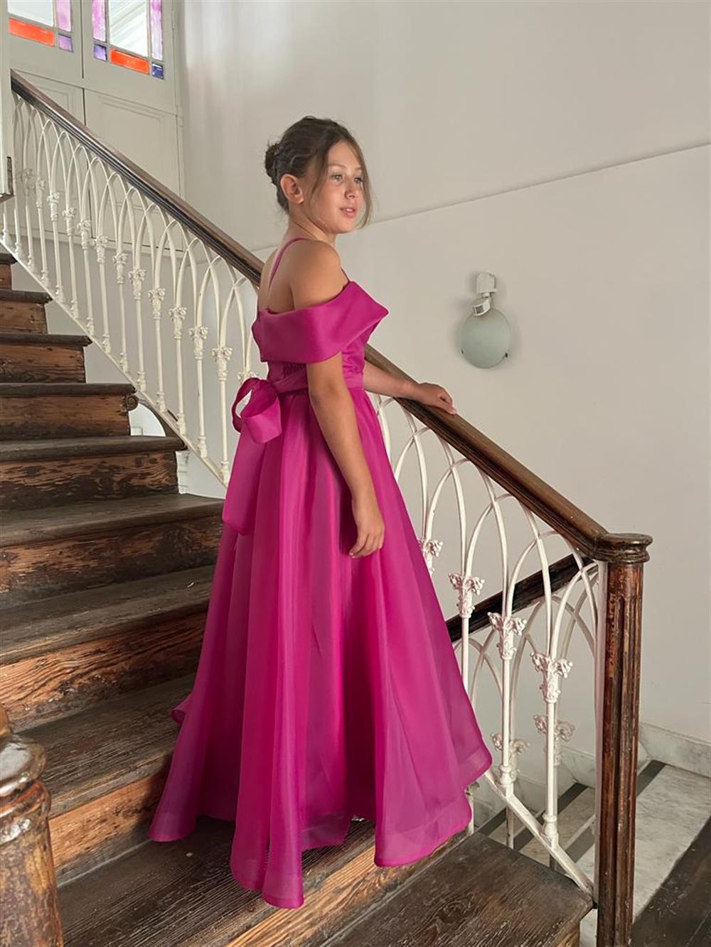 Kız Çocuk Uzun Fuşya Askılı Şifon Abiye Elbise 10-14 Yaş