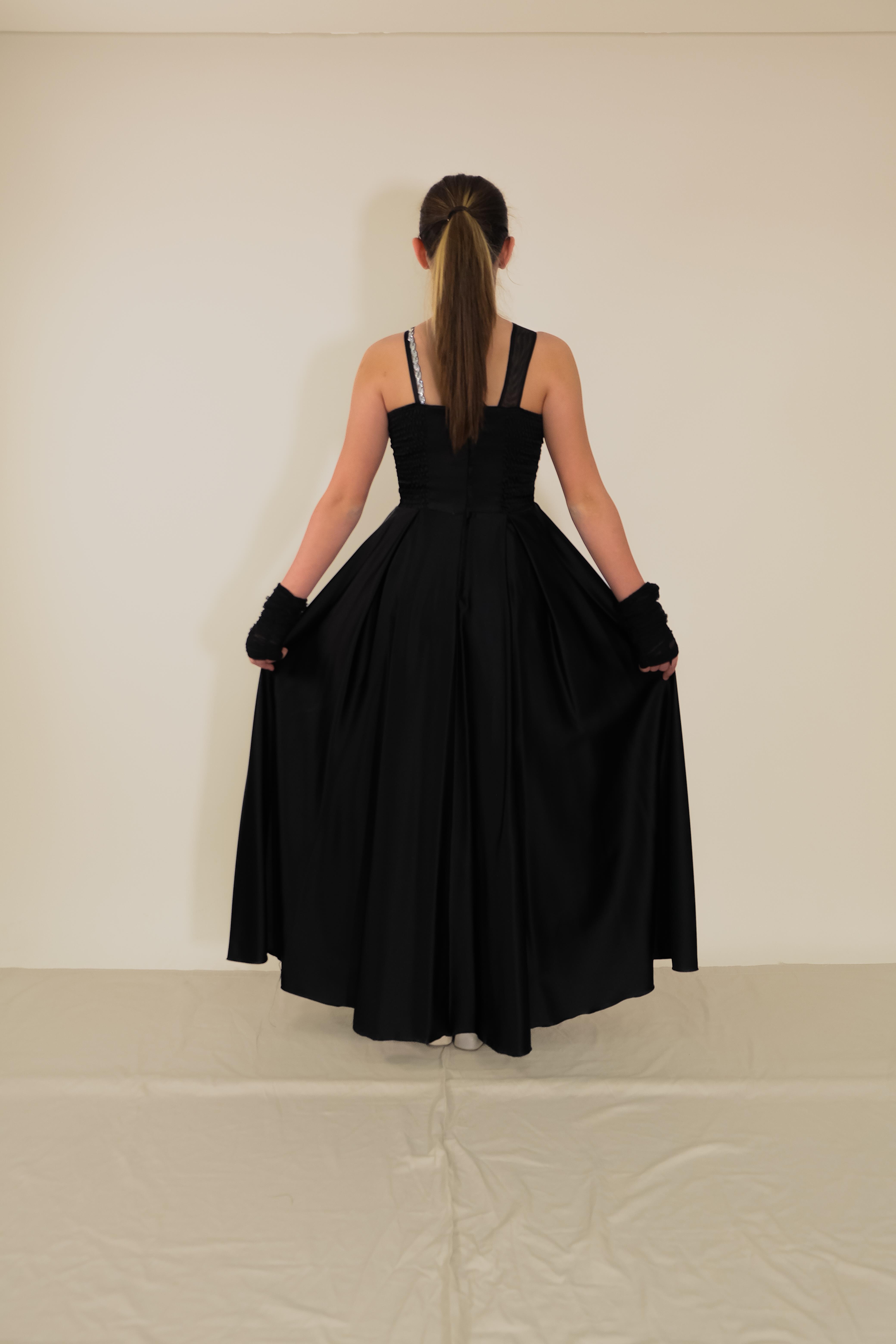 Kız Çocuk Abiye Siyah Uzun Saten  Asimetrik Yaka Örgü Taş Askı Tül Eldivenli Abiye Elbise 10-15 Yaş