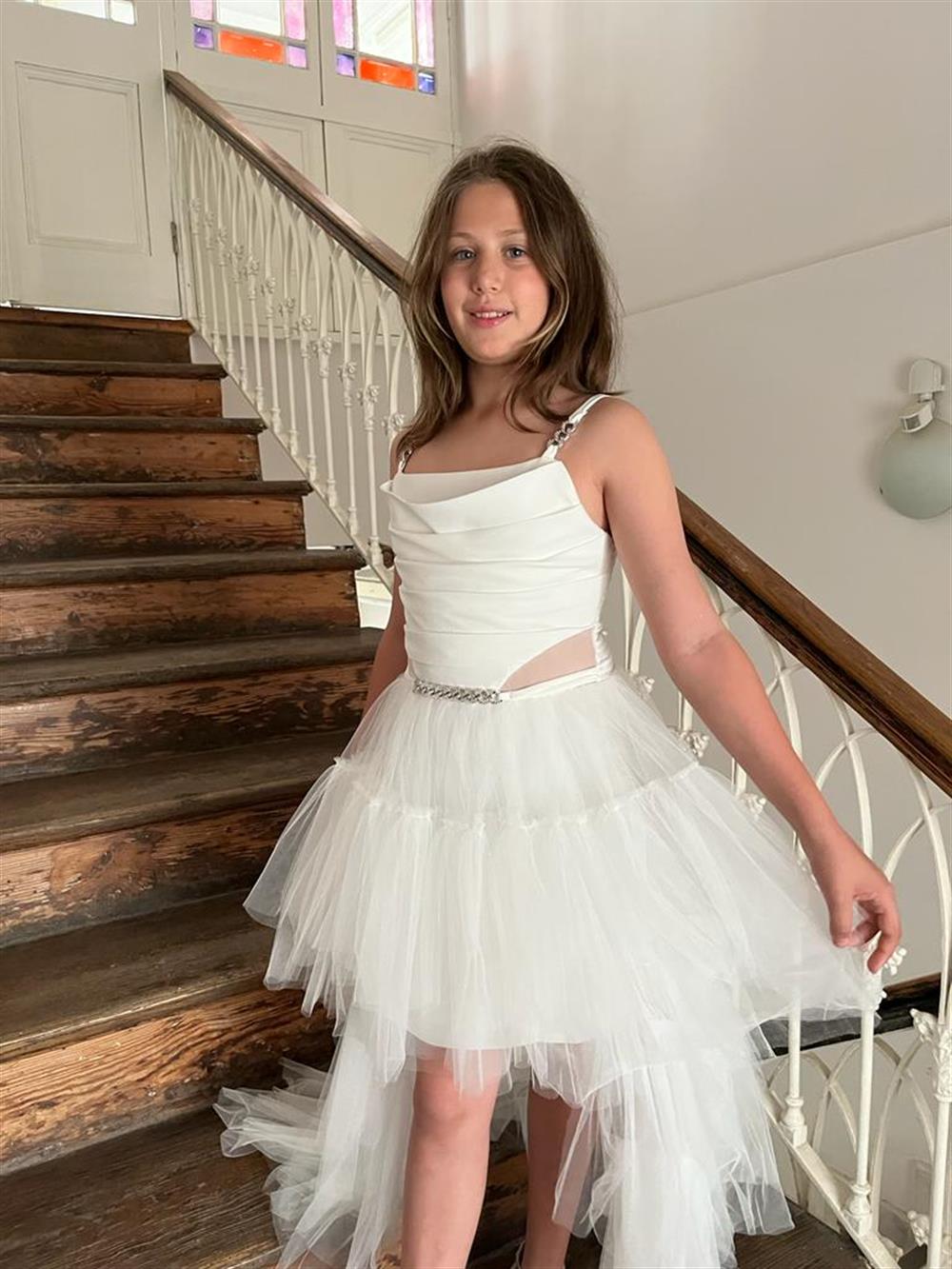 Kız Askılı Beyaz Zincir Detaylı Kat Etekli Kuyruklu Abiye 10-15 Yaş