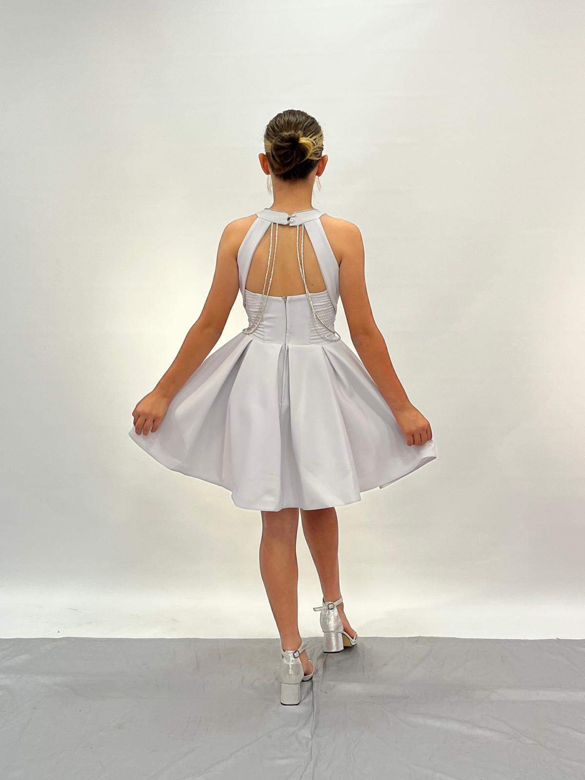 Kız Çocuk Abiye Gümüş Kısa Krep Kumaş Taş Kordon Sırt Detaylı Abiye Elbise 10-15 Yaş