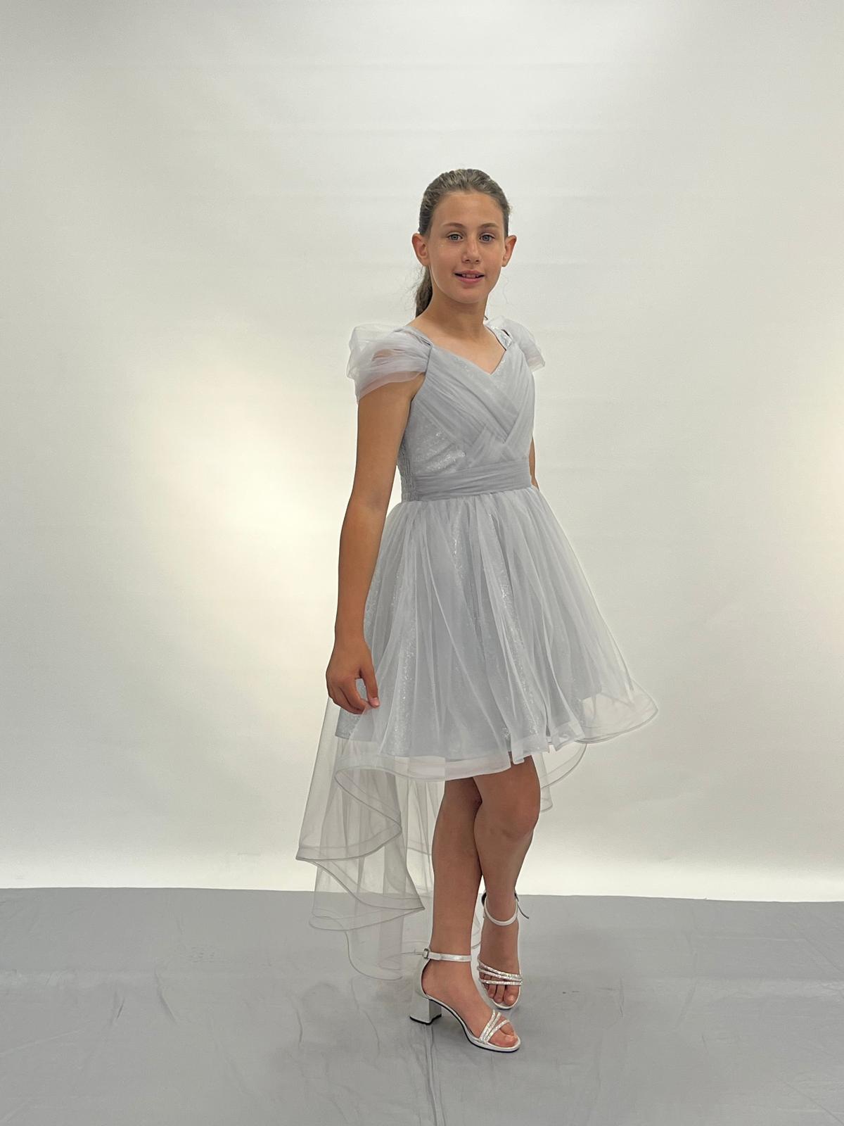 Kız Çocuk Abiye Gri Askılı Düşük Kollu Kuyruklu Abiye Elbise 10-14 Yaş