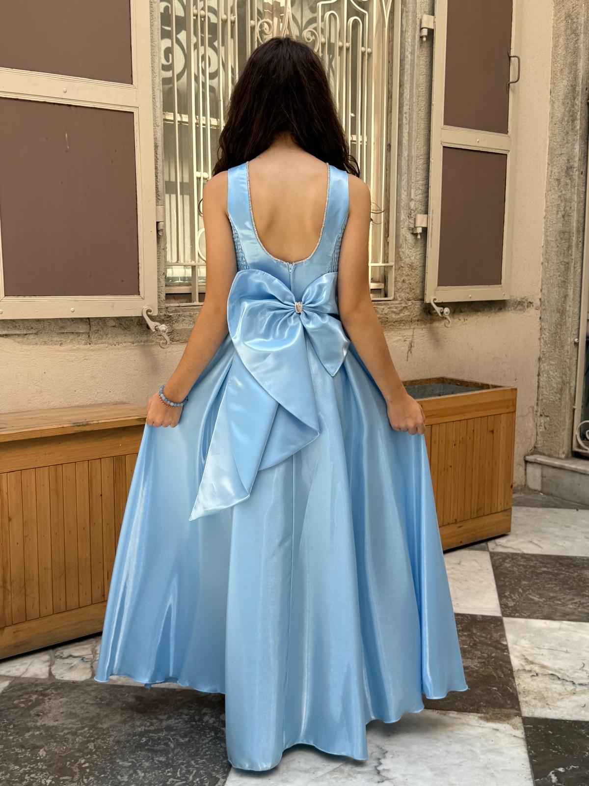 Kız Çocuk Abiye Bebemavi Parlak Saten Uzun Sırt Fiyonklu Abiye Elbise 10-15 Yaş