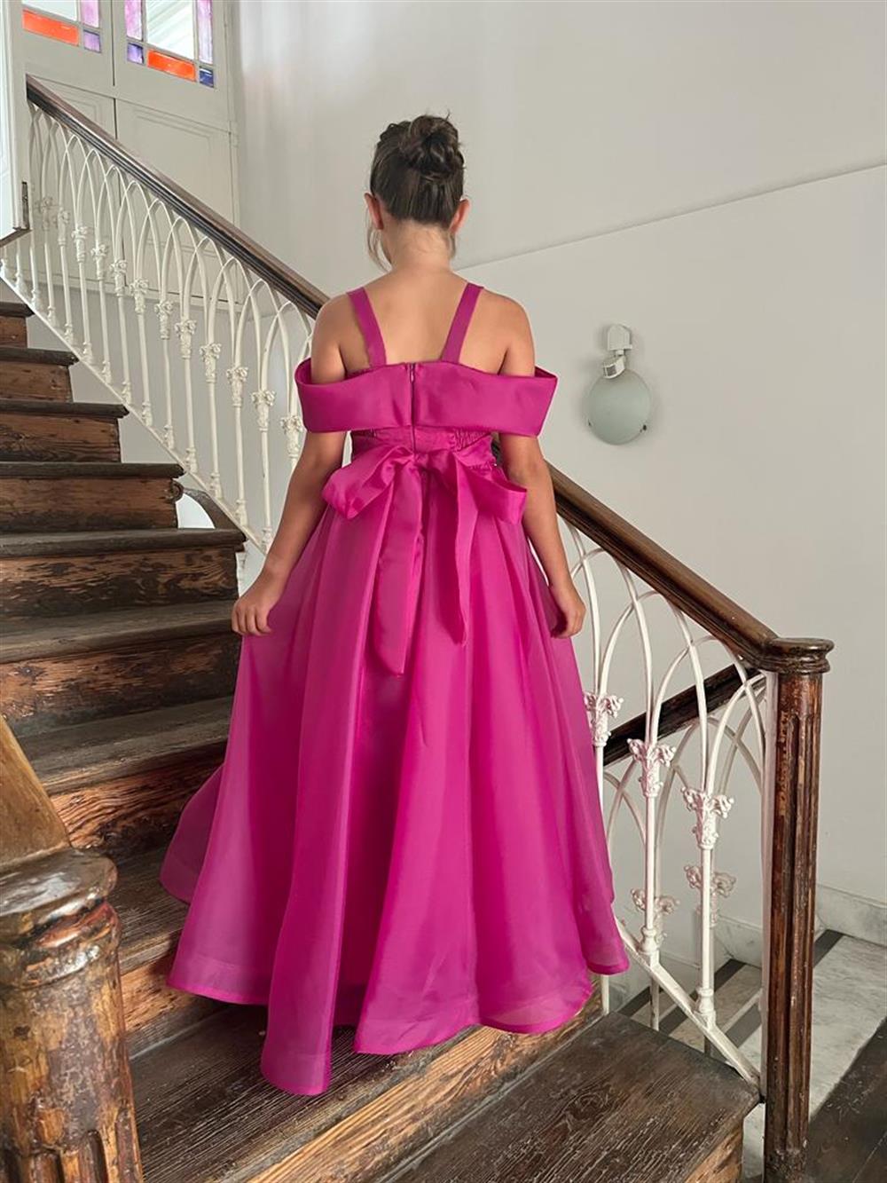 Kız Çocuk Uzun Fuşya Askılı Şifon Abiye Elbise 10-14 Yaş