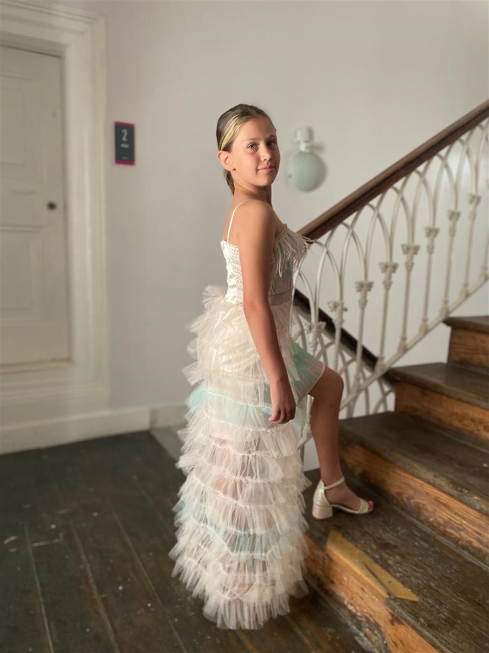 Kız Çocuk Kısa Payetli Elbise Etekleri Kat Kat Renki 8-16 Yaş